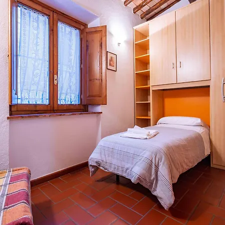 Holiday home Ospitalita Diffusa - Peschiera Lovely *